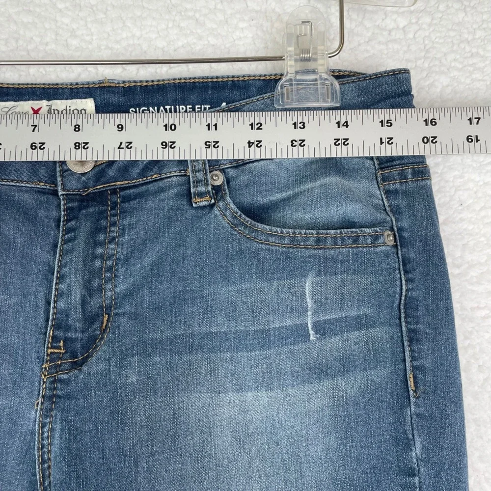 Love Indigo Signature Fit Boyfriend Jeans Size 4 Blue Embroidered Patchwork‎